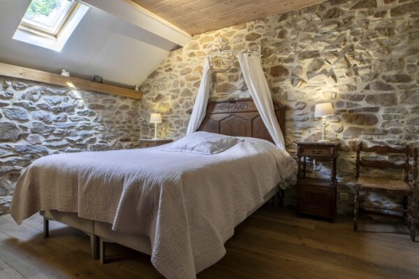 Gîte - chambre - La voie du jeûne - Séjour de Jeûne et randonnée - Belgique - Ardenne